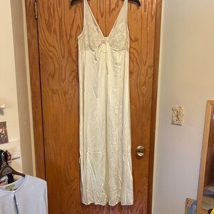 Vintage White Lace Nightgown